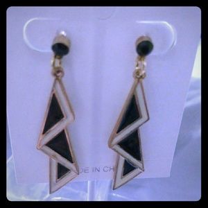 Pearl and Acrilic Fashion Earrings